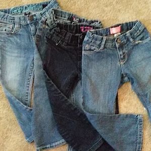 4 pair girls blue jeans size 2 and 3